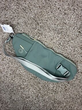 Top Paw Sage Green Fanny Pack Belt Bag